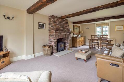 Sitting/Dining Room