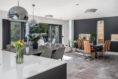 Kitchen/Dining