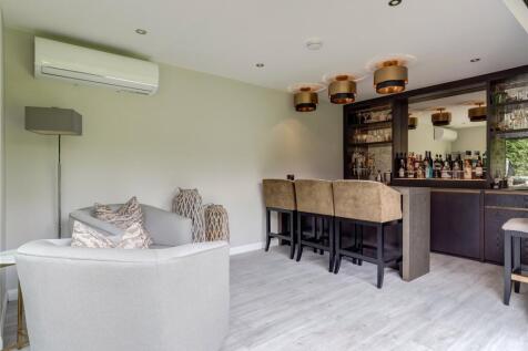 Garden Room Bar
