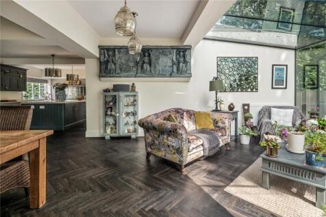 Breakfast/Garden Rm