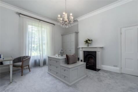 Dresiing Room