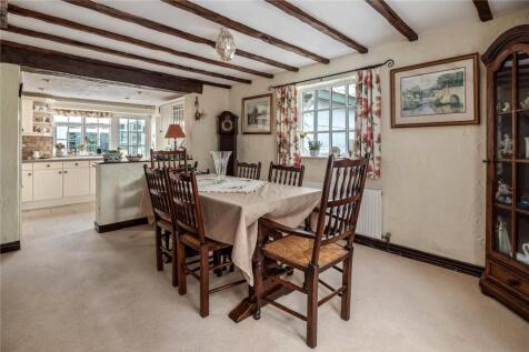 Dining/Kitchen
