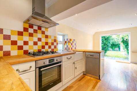 13_Kings_Road-5