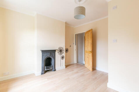 13_Kings_Road-11