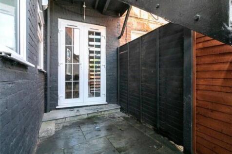 243590_Zguildford...