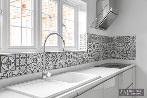 Kitchen close