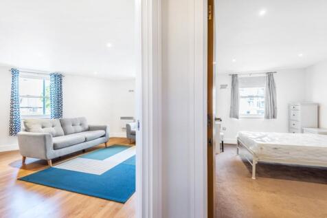 Reception / Bedroom