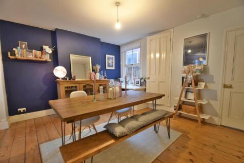 Dining Room 3.JPG