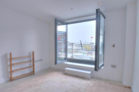 Lounge Balcony.jpg