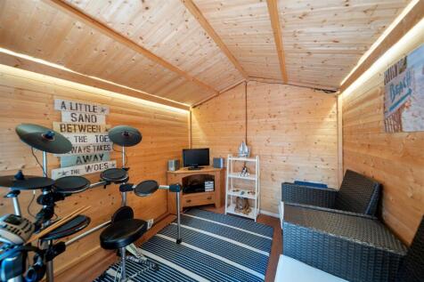 55 Ascot Dr-44.jpg