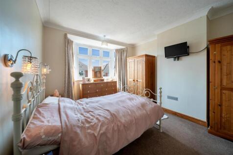 55 Ascot Dr-24.jpg