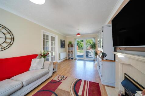 20 Hood Drive-38.jpg