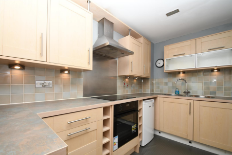 Kitchen 2.png