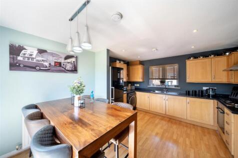 116 Jovian Way-37.jpg