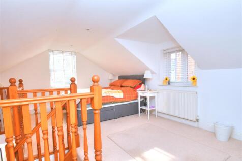 Bedroom One 1.jpg