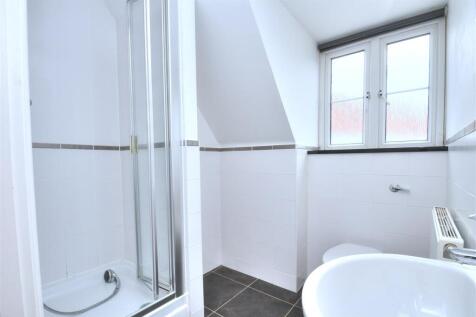 Bedroom Two Ensuite.jpg
