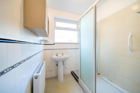 22 Dorset Close-14.jpg