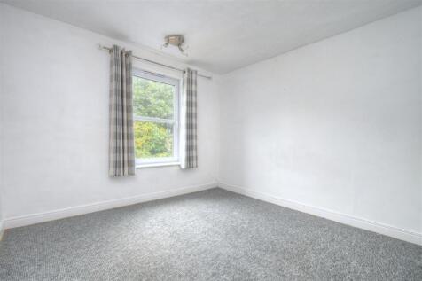Bedroom One.jpg