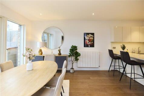 Reception/Kitchen