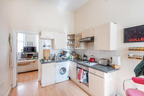Reception/Kitchen