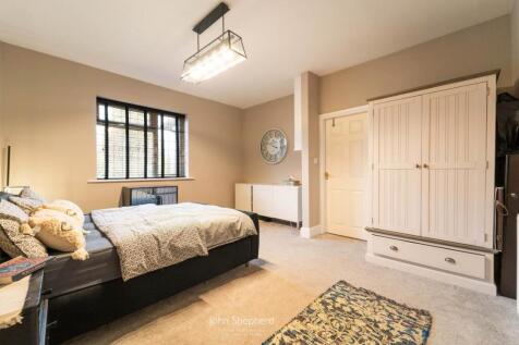 Game Room/Bedroom