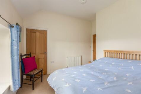 South View Bedroom 1-2.jpg