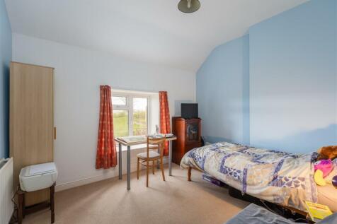 South View Bedroom 2.jpg