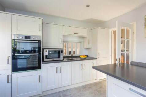 Pandora Kitchen-3.jpg