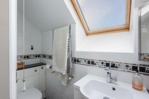 Pandora Shower Room-2.jpg