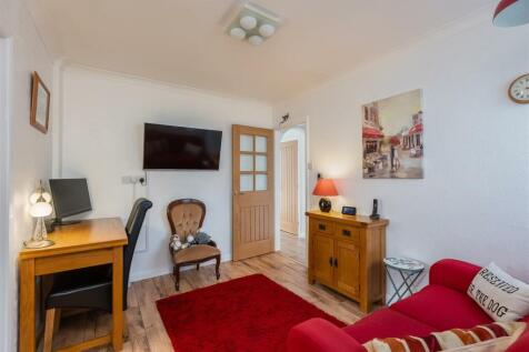 Rosamund Avenue 29 Living Room-2.jpg