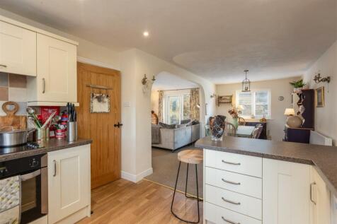 Orwell Cottage Open Plan-9.jpg