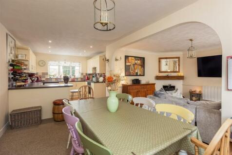 Orwell Cottage Open Plan-11.jpg