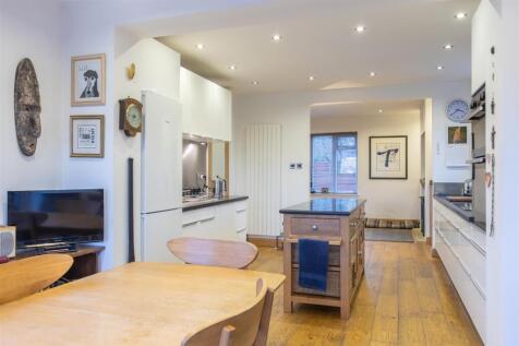 Castle View Kitchen Dining Room-5.jpg