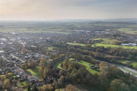 Castle View Aerial-2.jpg