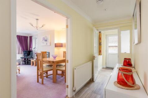 Meadow Road 15 Hallway-5.jpg