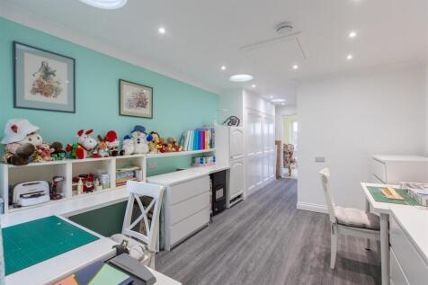 Meadow Road 15 Studio-2.jpg
