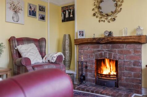 Ivy Cottage Sitting Room-3.jpg