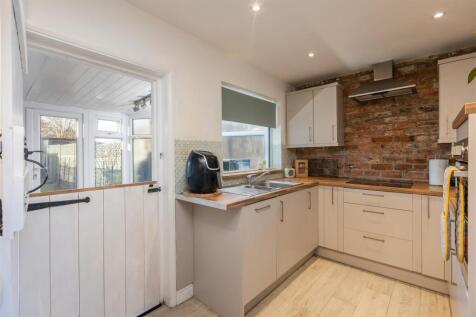 Ivy Cottage Kitchen Dining Room-2.jpg