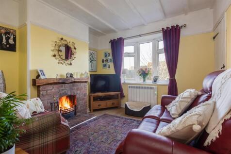 Ivy Cottage Sitting Room-1.jpg