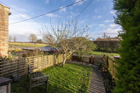 Ivy Cottage External-3.jpg