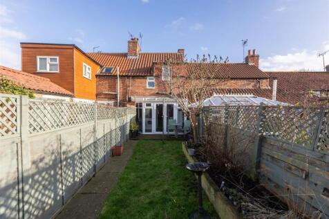 Ivy Cottage External-6.jpg