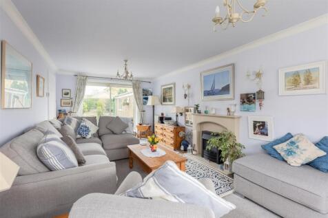 Littledale 61 Sitting Room-1.jpg