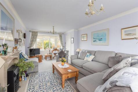 Littledale 61 Sitting Room-3.jpg