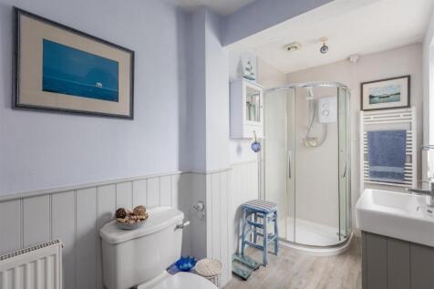 Littledale 61 Bathroom-1.jpg