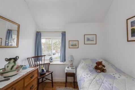 Bell Cottage Bedroom 2-2.jpg