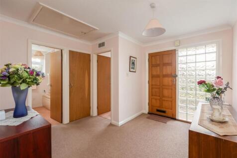 Northway 30 Entrance Hall.jpg
