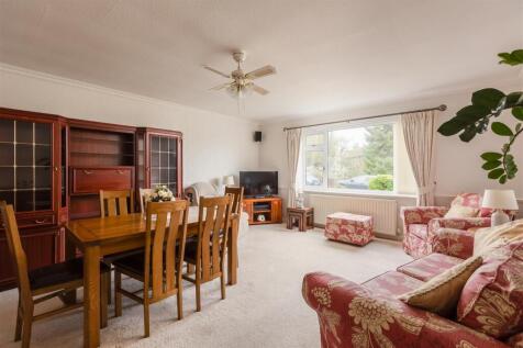 Park Lane 2 Reception Room.jpg