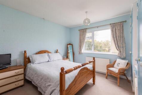 Park Lane 2 Bedroom 2.jpg