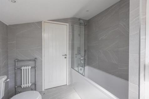 Castle Road 5 Bathroom-2.jpg