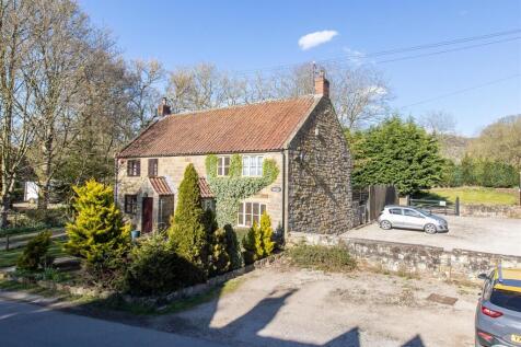 Northdale Cottages 2 External-2.jpg